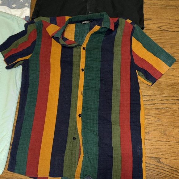 4 Short Sleeved Button Down Shirts - Men’s summer shirts - Picture 8 of 9